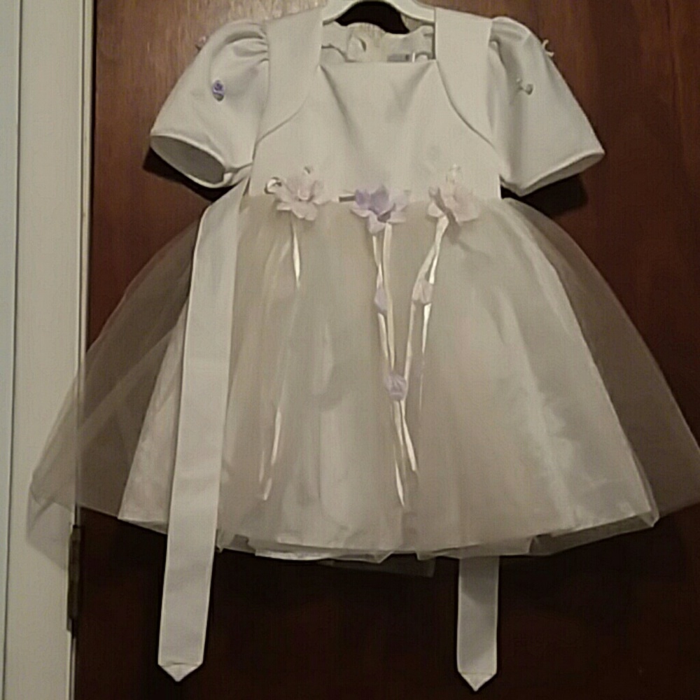 Girls dress